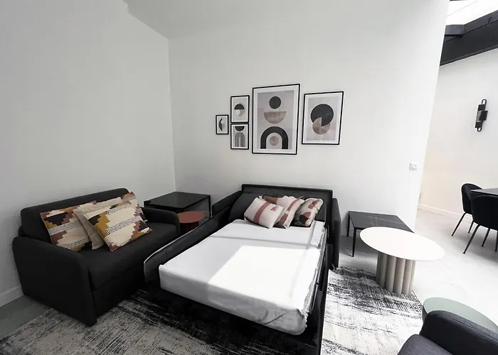 Urban Flat 08 - The Panoramic Flat In Paris